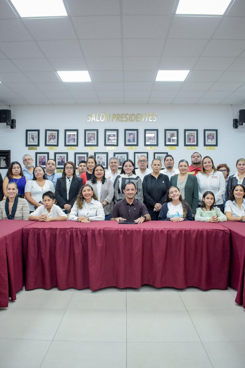 uploads/6/32/01 (2519).Jpeg